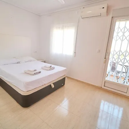 Soleado Adosado Esquinero Prázdninový dům *